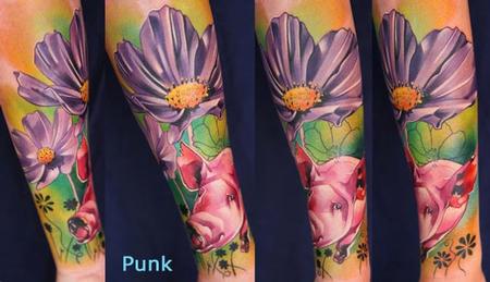 Piggi and Flowers Tattoo Design Thumbnail